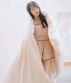 메이 하나다 위클리 플레이보이 플러스