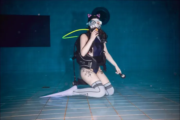 손예은 「수영강습이 일어나는 물속에는 어떤일이」 Set.05