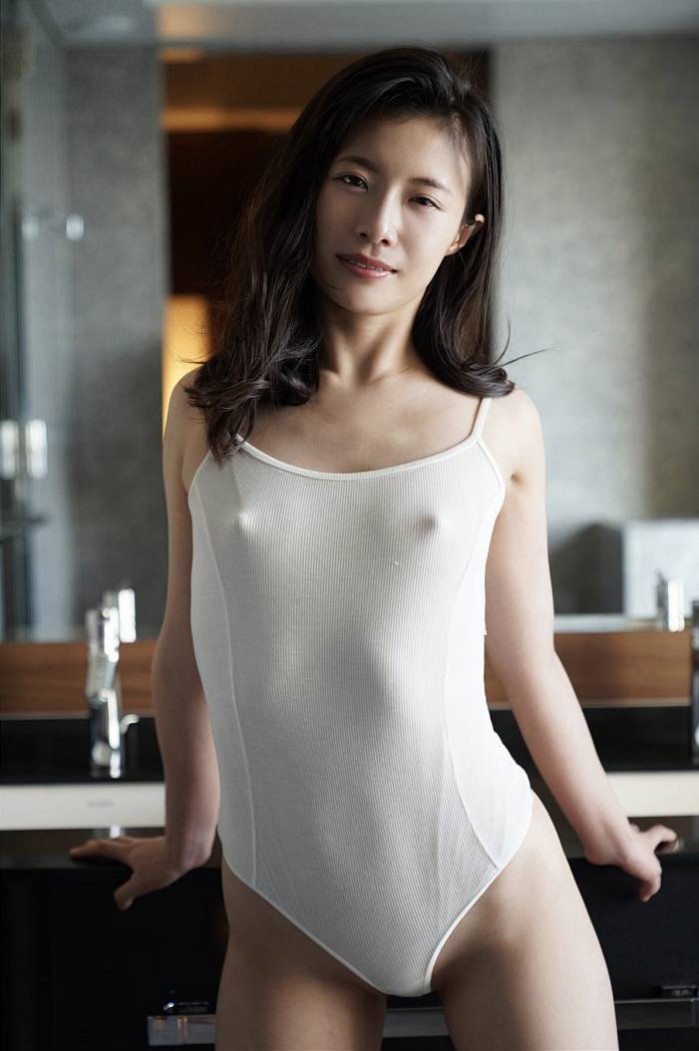 이치하 아마츠 FRIDAY 디지털 사진집 『전 JR 동일본 직원이 설마 풀 누드 vol.2』 Set.02