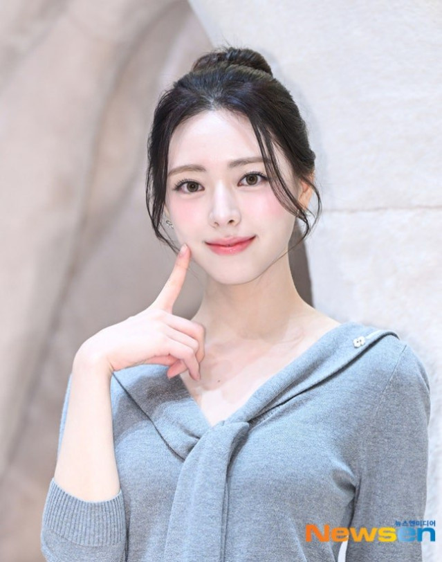 202511240837440410_1_20251124090111711.jpg [단독]ITZY 유나, 톱 배우 변신…‘최애의 사원’ 캐스팅