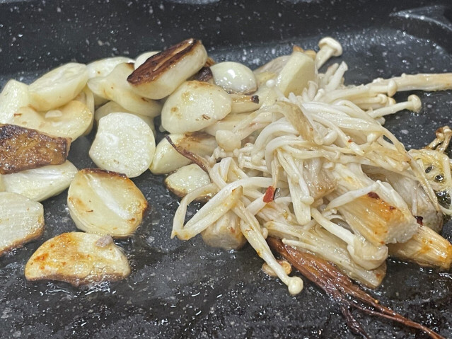 4.jpg 평범한 대패삼겹살 식사.jpg