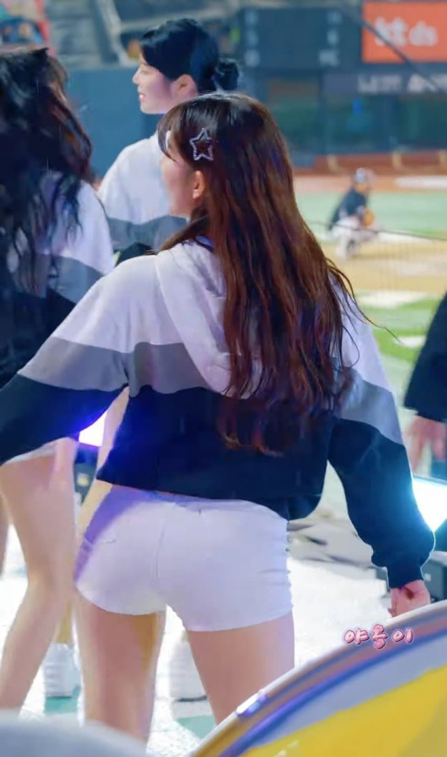 현 국내 치어리더 하체 원탑