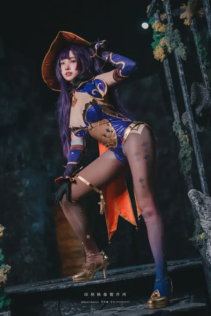 모모 누드 사진집 모나 (1)