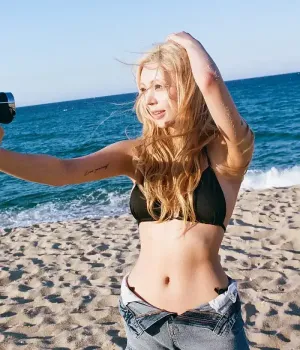 필름으로 찍은 파도는 반짝반짝