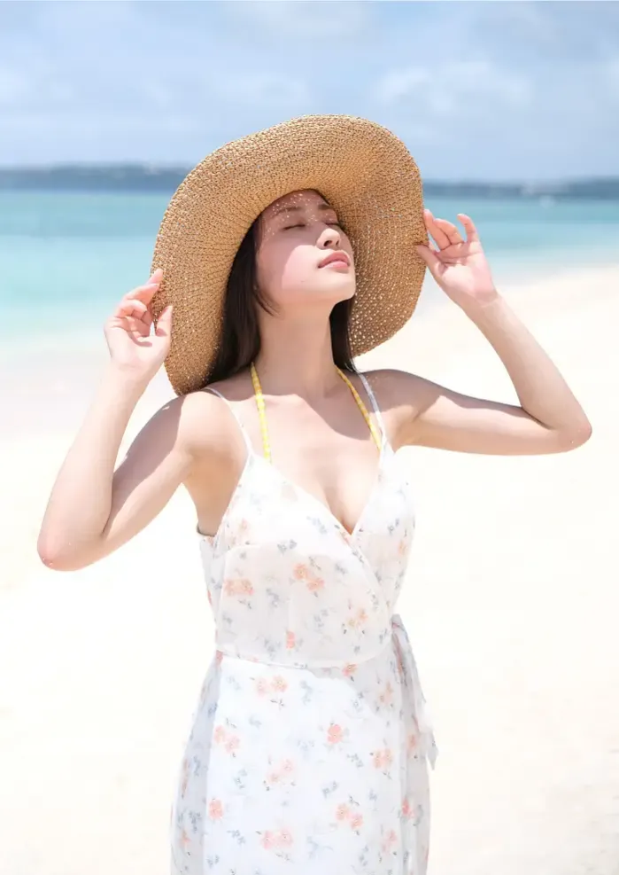 스미다 아야노, 사진집 「꽃말 같은 나, 그리고 당신과」 Set.01