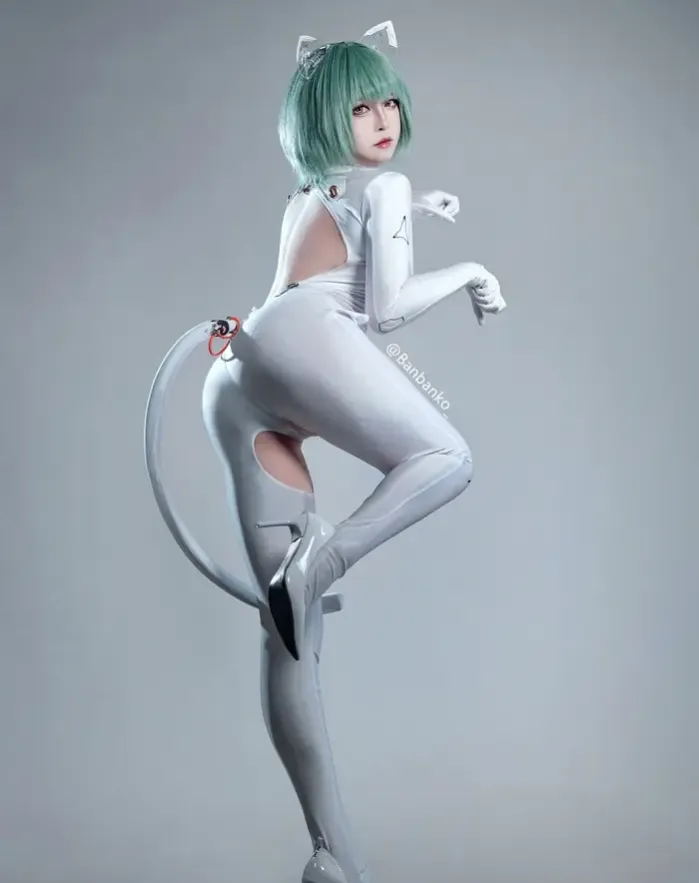 일시작전에 코스프레