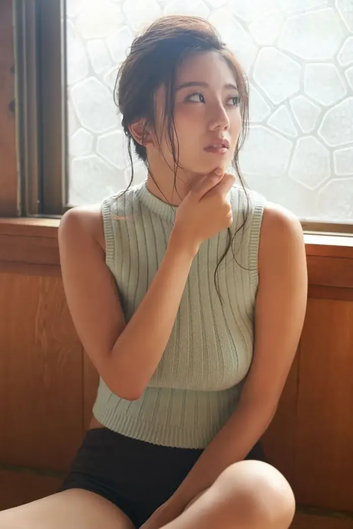 50대 돌싱과 결혼한 20대 청순글래머 아나운서