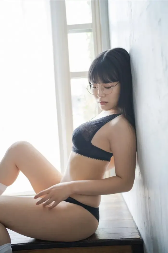 우미 시노노메 사진집 「여자아이의 비밀」 Set.01